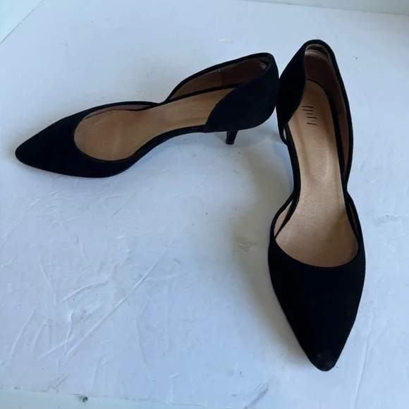 Black suede shoes are J.Jill Marlowe d'Orsay kitten heels.  Size 8 - Picture 5 of 12